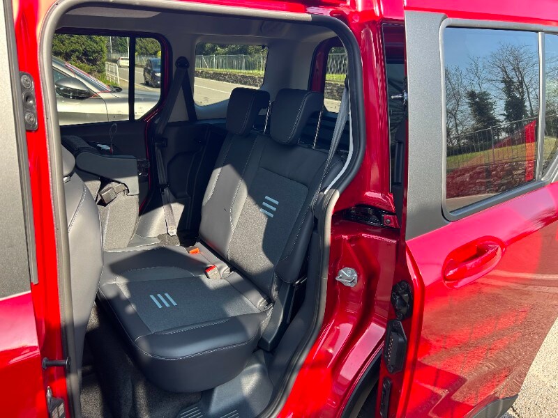 FORD Tourneo Courier 2ªs Tourneo Courier 1.0 EcoBoost Powershift Active